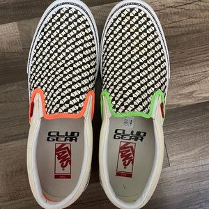 VANS LIMITED EDITION SIZE 12 MENS CLUBGEAR